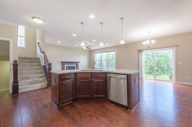 15739 Evergreen Avenue, Apple Valley, MN 55124