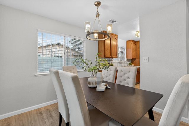 1328 Luna Ln, Stockton, CA 95206