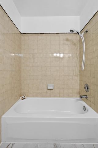 1328 Luna Ln, Stockton, CA 95206