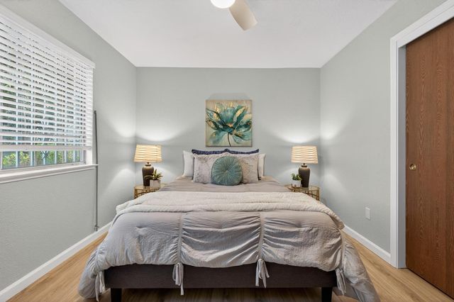 1328 Luna Ln, Stockton, CA 95206