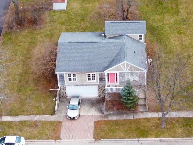 131 West STREET, Lake Geneva, WI 53147