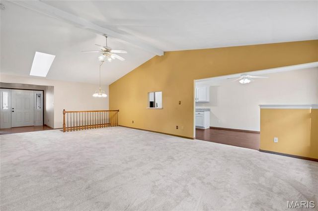 3079 Shady Oak Drive 15B, St Charles, MO 63301