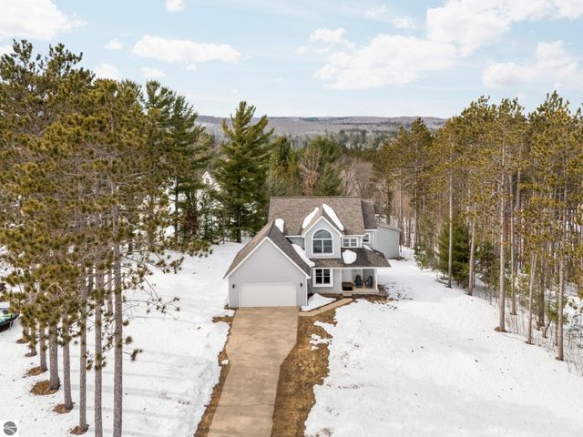 755 Eden Street, Kingsley, MI 49649