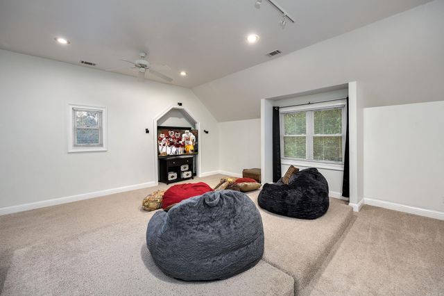 5205 N Hills Boulevard, North Little Rock, AR 72116