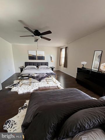 8908 EASTBOURNE LN, Laurel, MD 20708