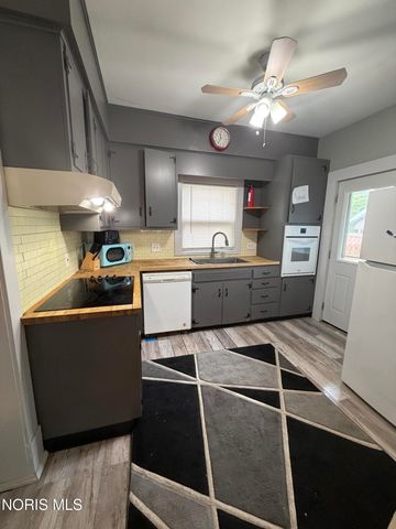 144 University Boulevard, Toledo, OH 43614