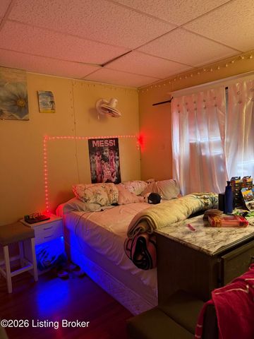 2062 Allene Ave, Louisville, KY 40217