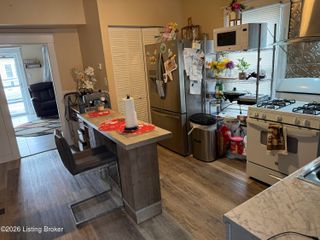 2062 Allene Ave, Louisville, KY 40217