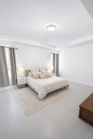 2402 SE 30th St, Homestead, FL 33035