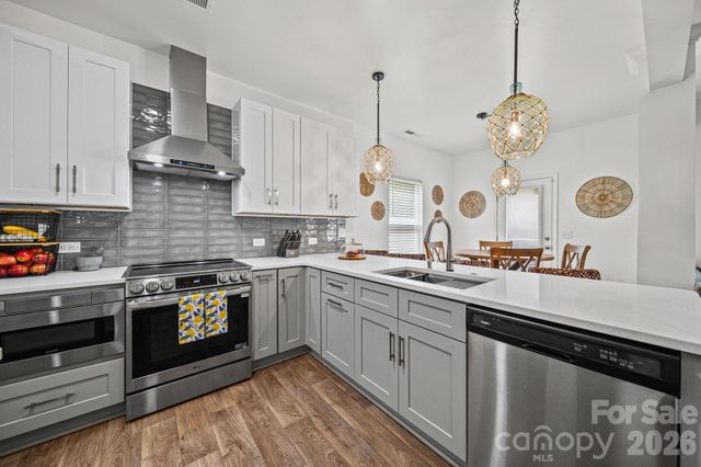 14042 Clayborn Street, Midland, NC 28107