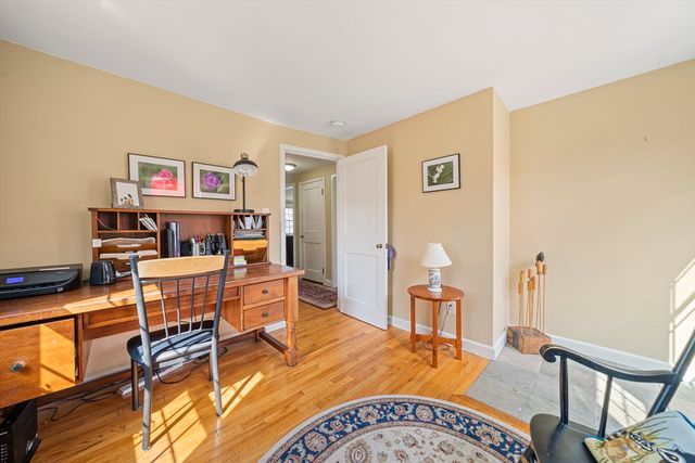 272 Belmont St, Quincy, MA 02170