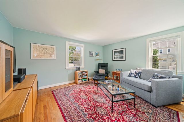 272 Belmont St, Quincy, MA 02170