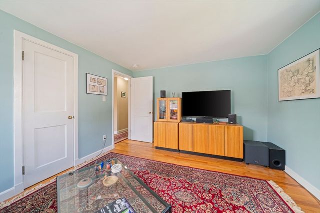 272 Belmont St, Quincy, MA 02170