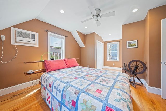 272 Belmont St, Quincy, MA 02170