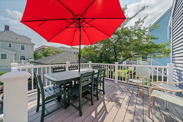 272 Belmont St, Quincy, MA 02170
