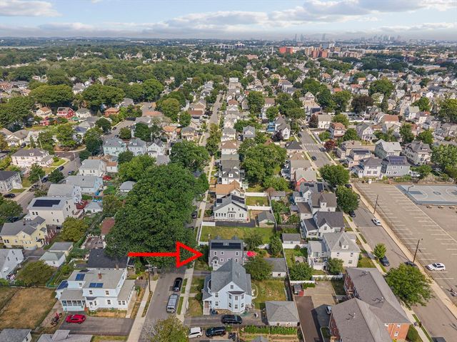 272 Belmont St, Quincy, MA 02170