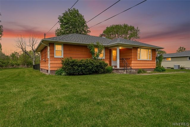 7132 Nash Road, Wheatfield, NY 14120