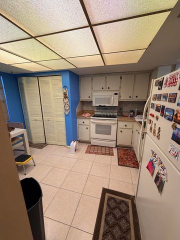 7640 NW 18TH Street 104, Margate, FL 33063