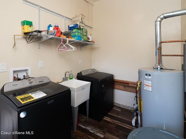 49 Zig Zag Way, Athol, ID 83801