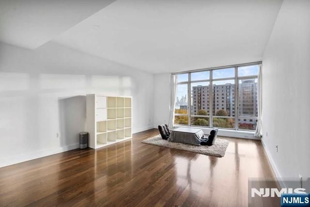 8100 River Road 706, North Bergen, NJ 07047