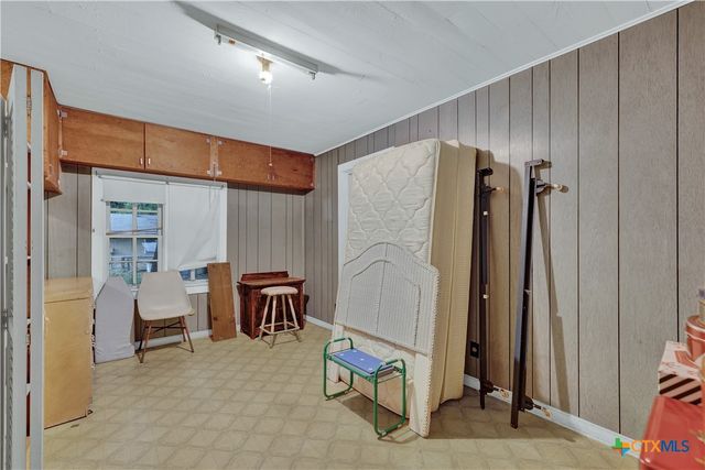 1244 W Bridge Street, New Braunfels, TX 78130
