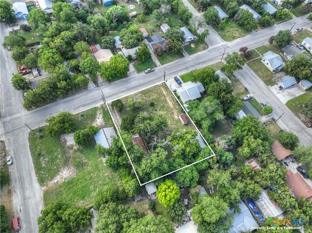 1244 W Bridge Street, New Braunfels, TX 78130