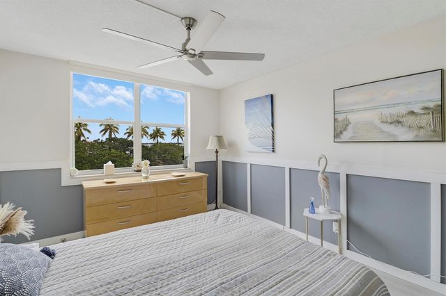 1820 New Palm Way 202, Boynton Beach, FL 33435