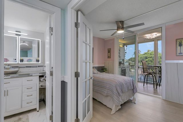 1820 New Palm Way 202, Boynton Beach, FL 33435