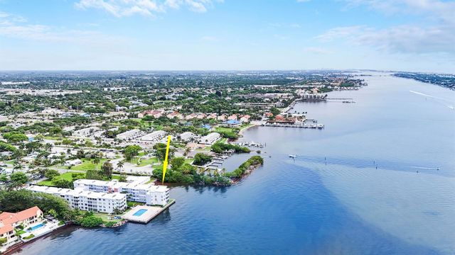 1820 New Palm Way 202, Boynton Beach, FL 33435