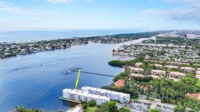 1820 New Palm Way 202, Boynton Beach, FL 33435