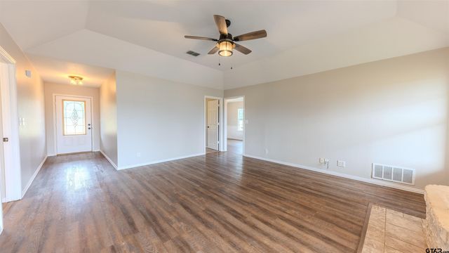 5300 N State Highway 37, Winnsboro, TX 75494