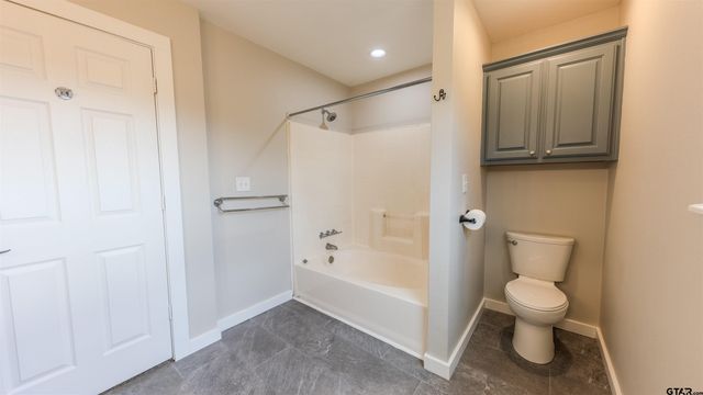 5300 N State Highway 37, Winnsboro, TX 75494