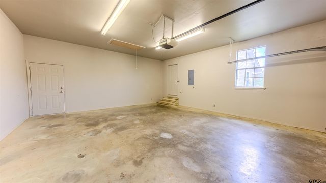 5300 N State Highway 37, Winnsboro, TX 75494