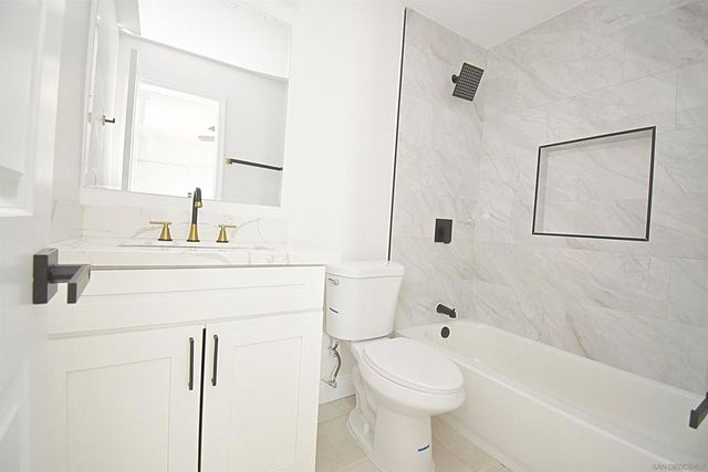 125 DATE STREET, Chula Vista, CA 91911