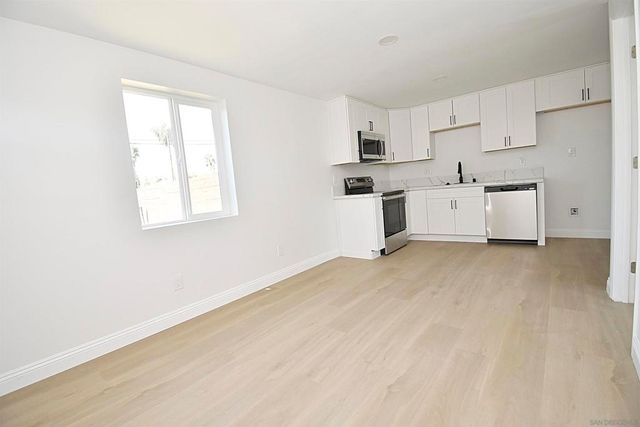 125 DATE STREET, Chula Vista, CA 91911