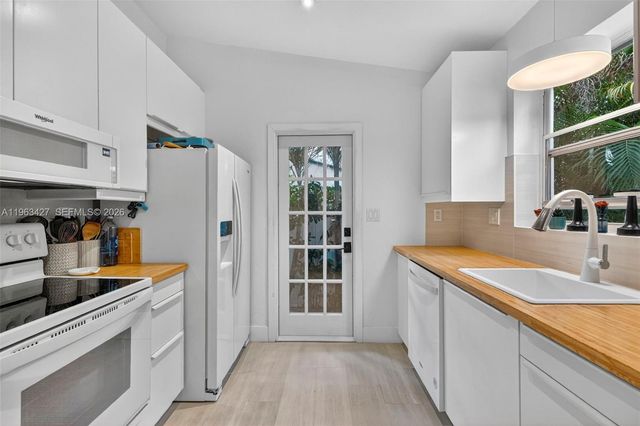 3309 NE 16th Ct, Fort Lauderdale, FL 33305