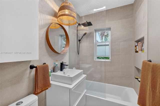 3309 NE 16th Ct, Fort Lauderdale, FL 33305