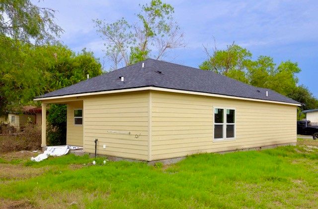 810 Saint Joseph St, Alice, TX 78332