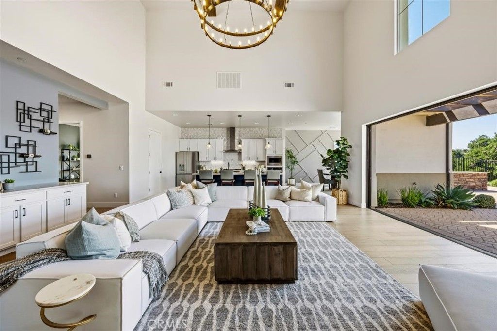 Image 8 of property listing at 5791 Passion Vine, Santa Maria, CA 93455