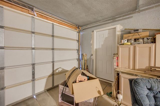 1948 Castleberry Lane, Bullhead City, AZ 86442