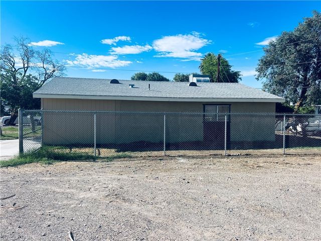 1948 Castleberry Lane, Bullhead City, AZ 86442