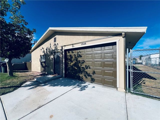 1948 Castleberry Lane, Bullhead City, AZ 86442