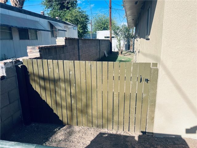 1948 Castleberry Lane, Bullhead City, AZ 86442