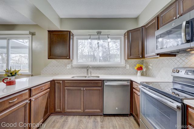 42293 Saltz Road, Canton Charter Township, MI 48187