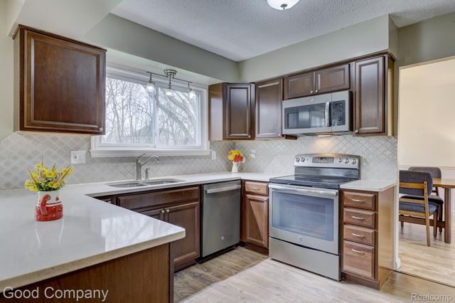 42293 Saltz Road, Canton Charter Township, MI 48187