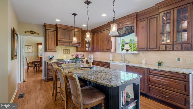 4805 CHESHIRE RD, Doylestown, PA 18902