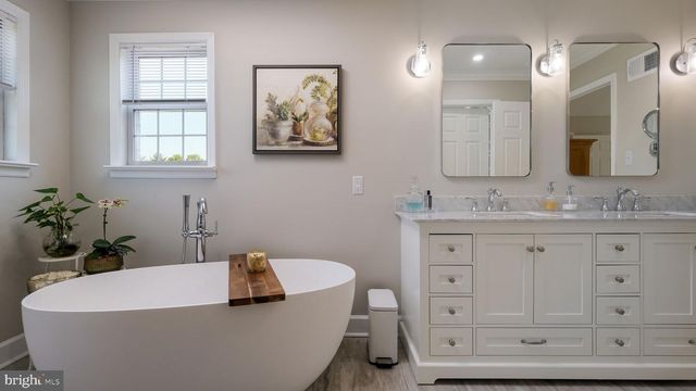 4805 CHESHIRE RD, Doylestown, PA 18902