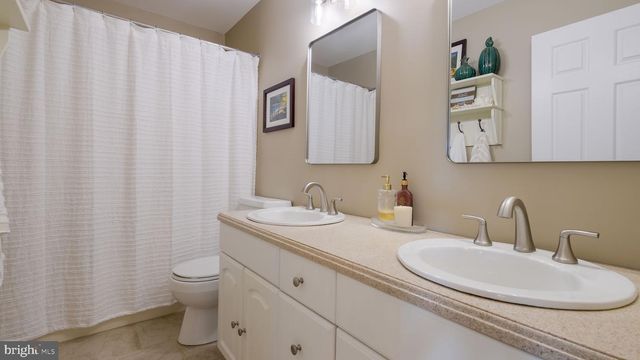 4805 CHESHIRE RD, Doylestown, PA 18902