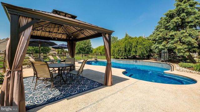 4805 CHESHIRE RD, Doylestown, PA 18902