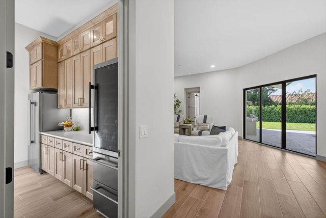 18240 SE Heritage Drive, Tequesta, FL 33469